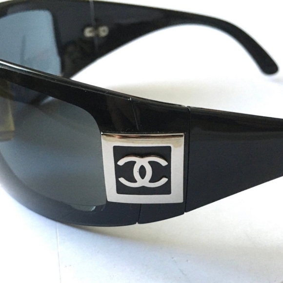 CHANEL 5085 - Picture 1 of 5